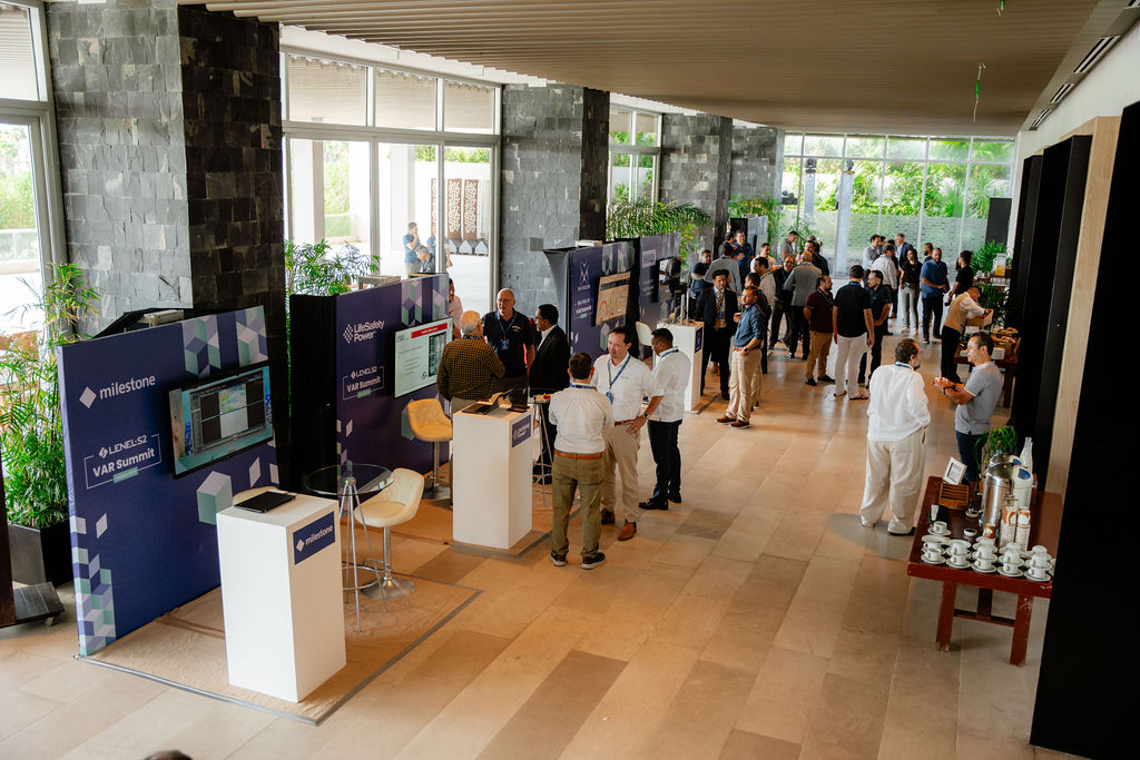 7d5b92bc2e42ebf8d4d5e61a84e525b4-xlarge